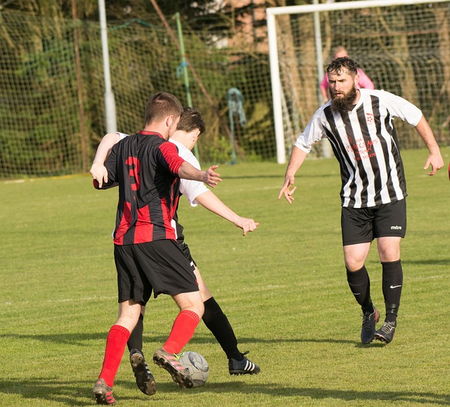 球迷質疑他 球迷質疑他